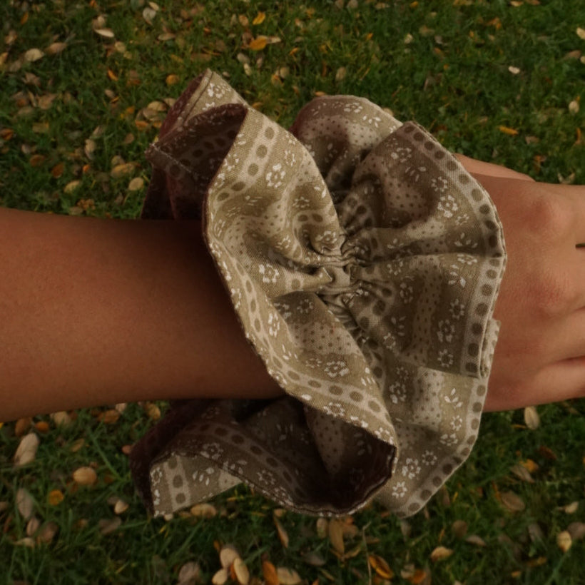 Willow Scrunchie